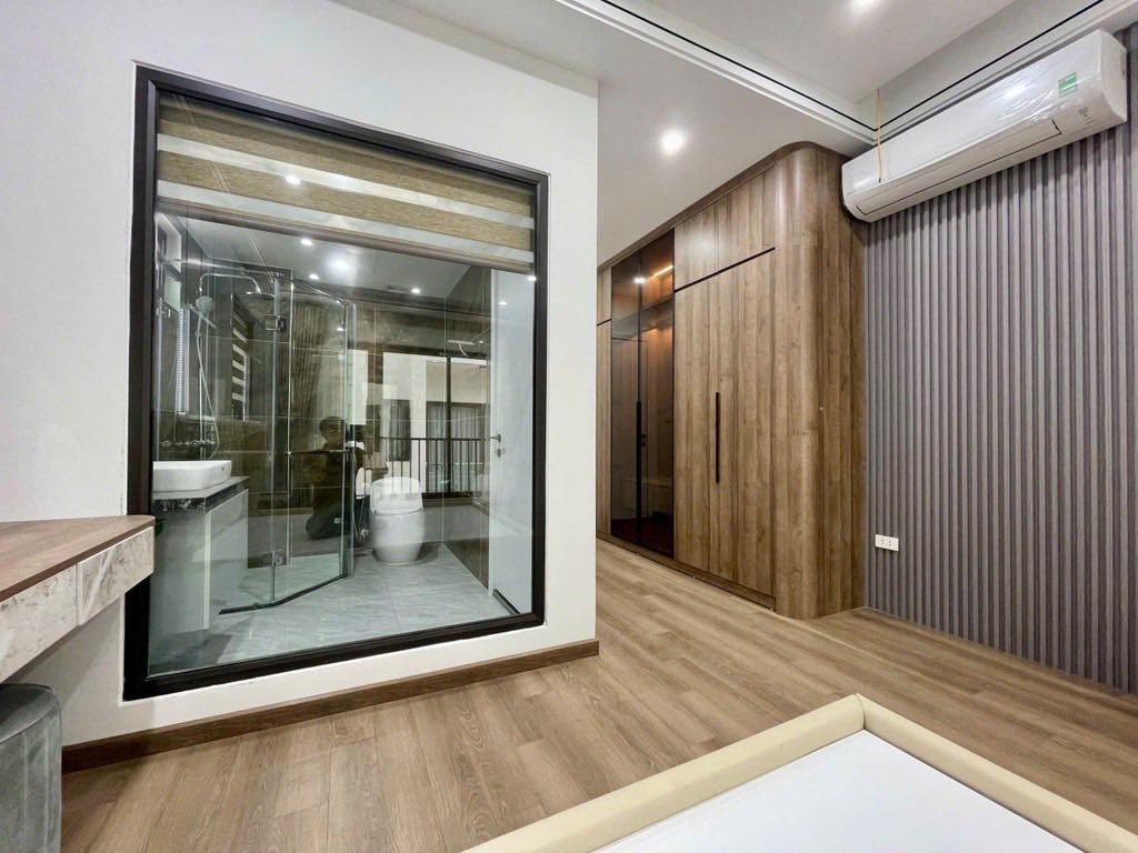BÁN NHÀ NGỌC THỤY